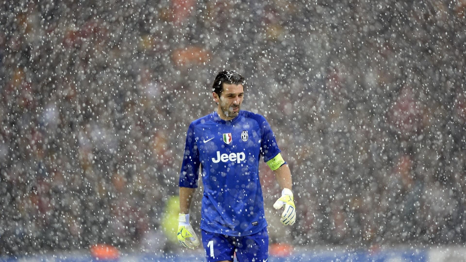 巴萨坚信无需出售球员即可完成注册，夏窗引援正式关闭